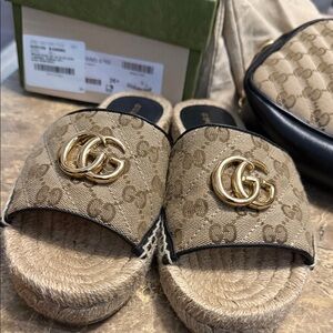 Gucci Women's Brown Espadrille Slides & Marmont Bag